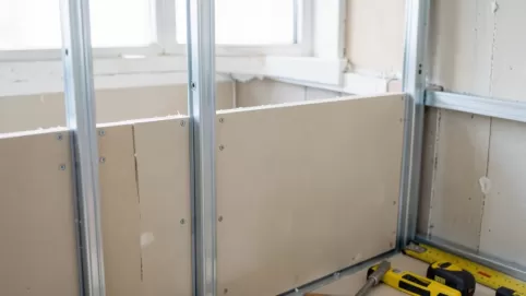 Budowa ścianki działowej z karton gipsu